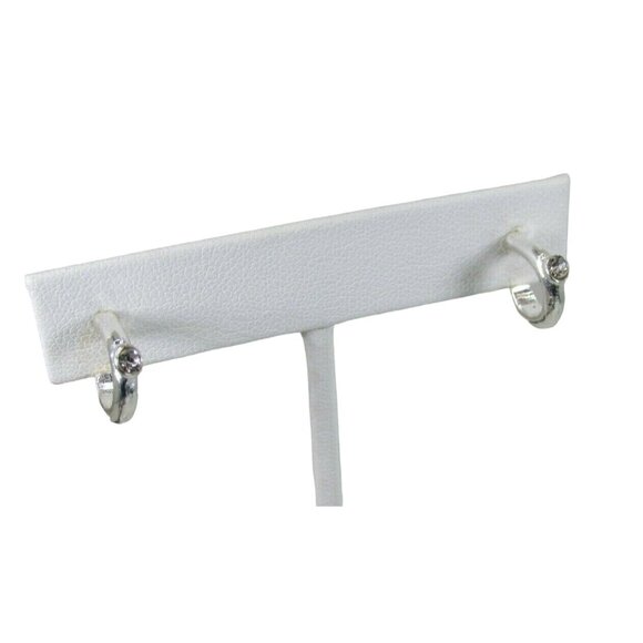 Unbranded Jewelry - Vintage Silvertone Huggie Pierced Earring Hoop Silver Tone 52181